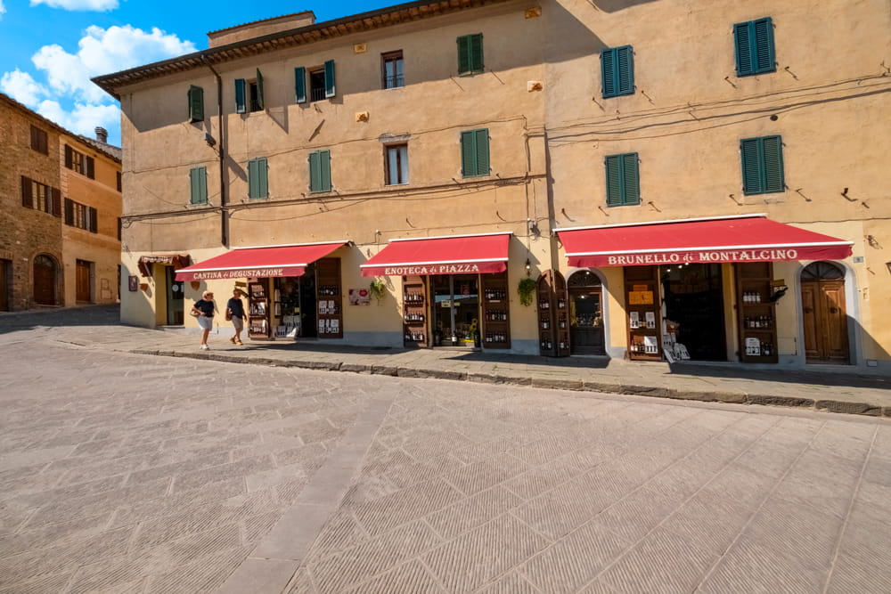 Enoteca di piazza Montalcino 5